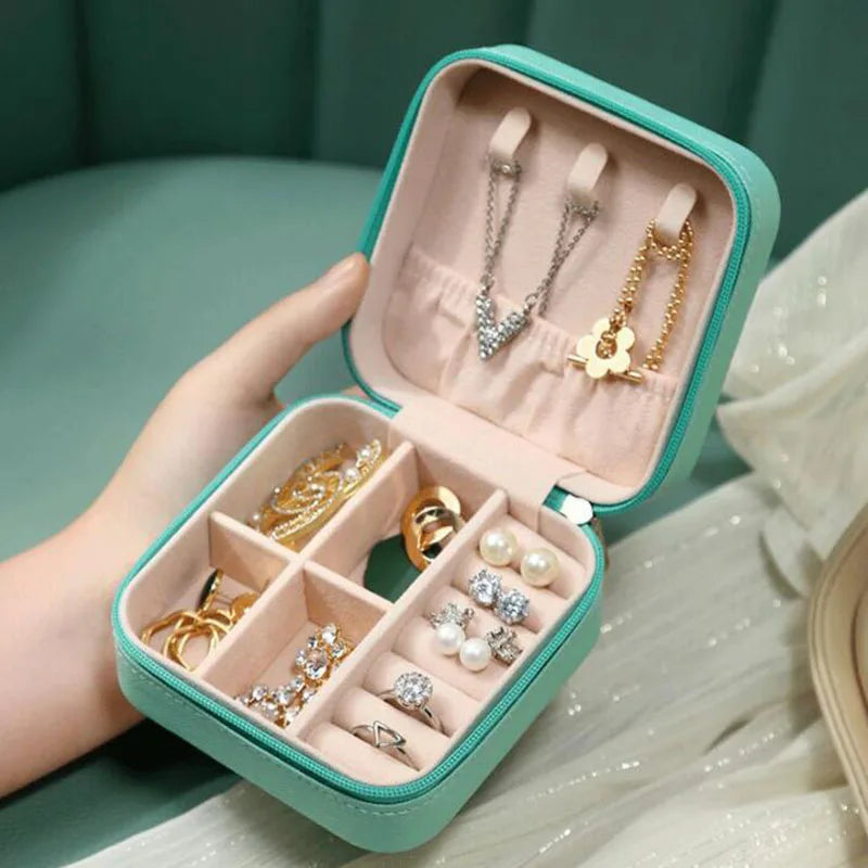 GlowKeep Travel Jewelry Organizer - compact size detail